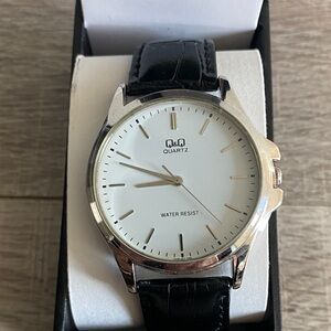 Q&Q Men's Black and Silver Quartz Watch NWT